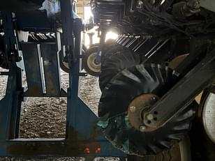 Main image Kinze 3700 12