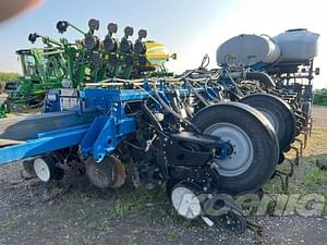 2015 Kinze 4900 Image