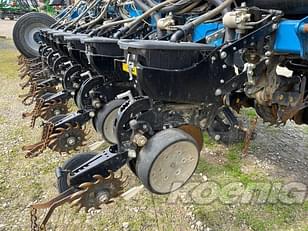 Main image Kinze 4900 11