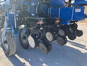 Thumbnail image Kinze 4900 7