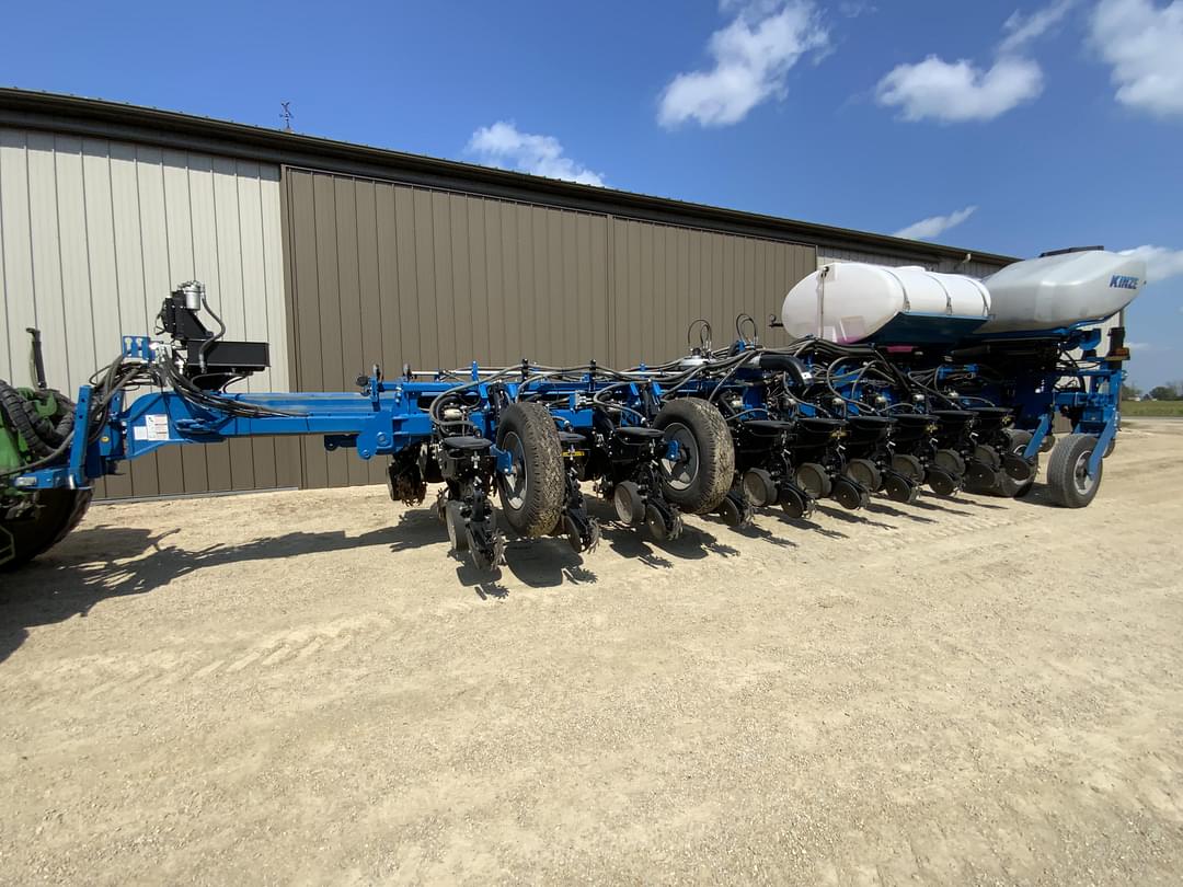 Image of Kinze 4900 Primary image