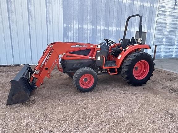 Image of Kioti DK40SE equipment image 1