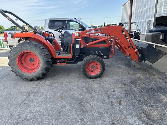 Image of Kioti DK40SE equipment image 3