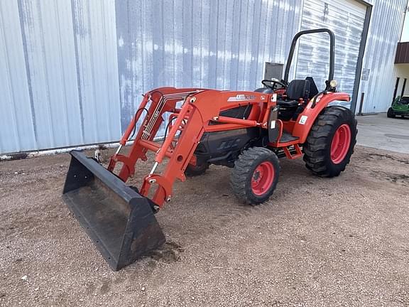 Image of Kioti DK40SE equipment image 2