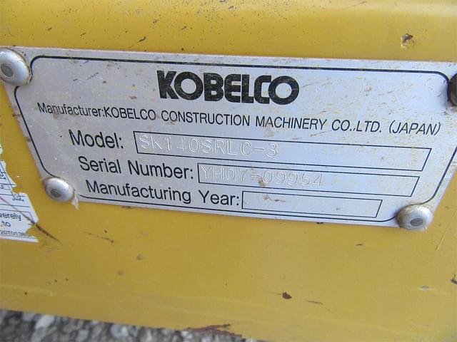 Image of Kobelco SK140SR equipment image 2