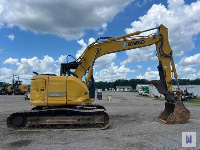 Image of Kobelco SK140SRLC-3 equipment image 3