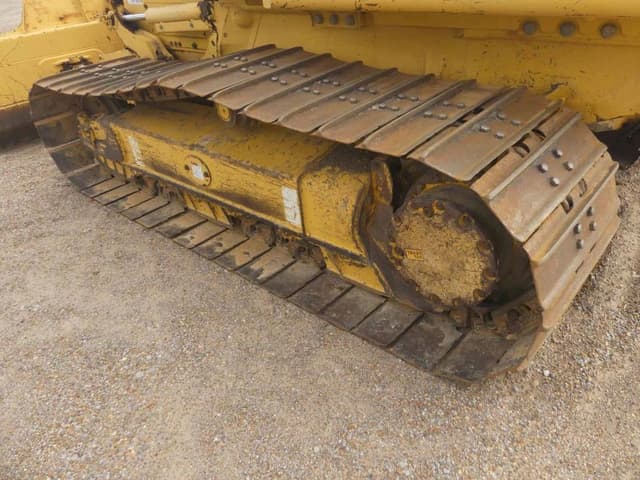 Image of Komatsu D37PX-23 equipment image 4