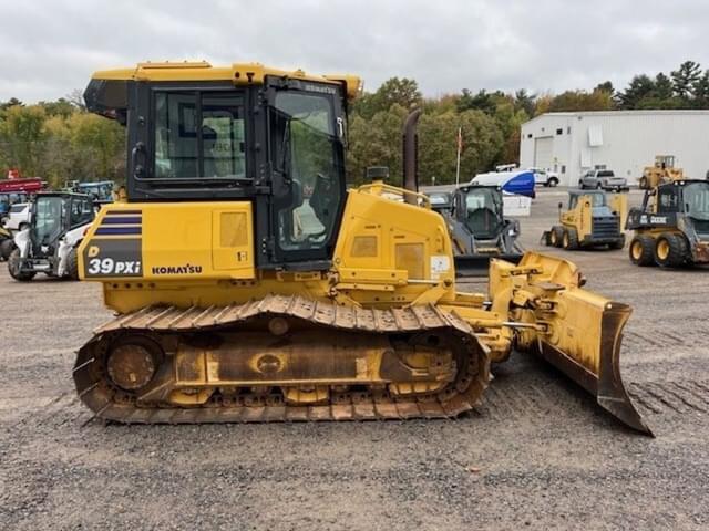 Image of Komatsu D39PX equipment image 4