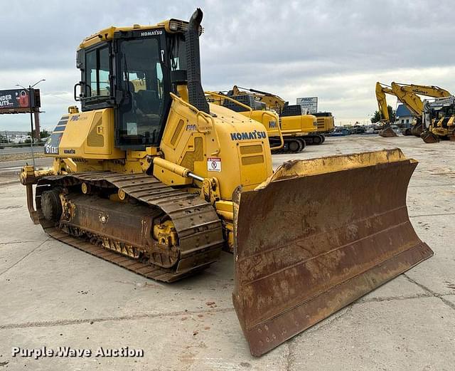 Image of Komatsu D61EXi equipment image 2