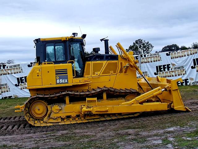 Image of Komatsu D85EX equipment image 3