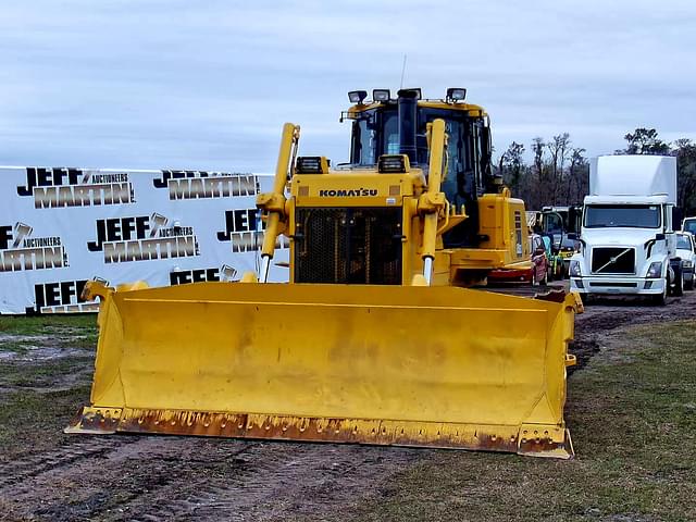 Image of Komatsu D85EX equipment image 1