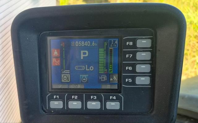 Image of Komatsu PC55MR-3 equipment image 4