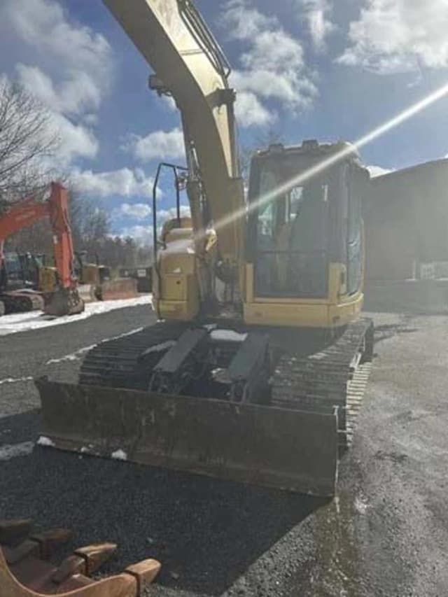 Image of Komatsu PC138USLC-10 equipment image 1