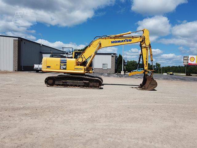 Image of Komatsu PC210LC-10 equipment image 3