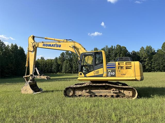 Image of Komatsu PC210LC-10 equipment image 2