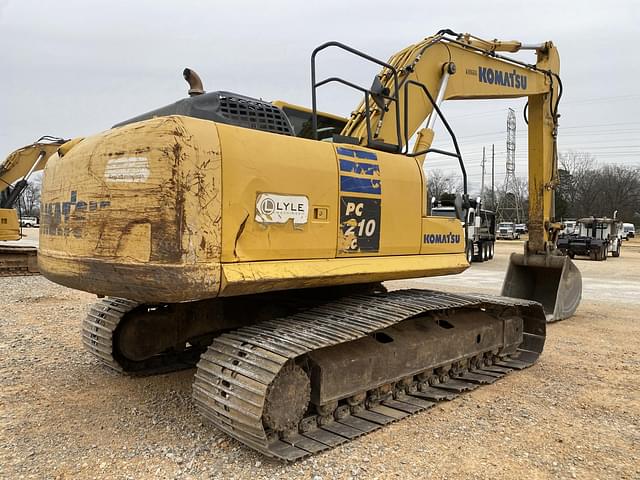 Image of Komatsu PC210LC-10 equipment image 2