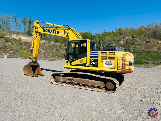 Image of Komatsu PC210LC equipment image 2