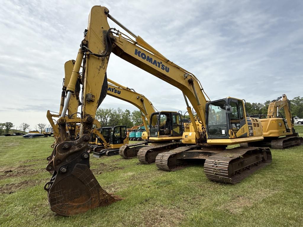Image of Komatsu PC240LC Primary image