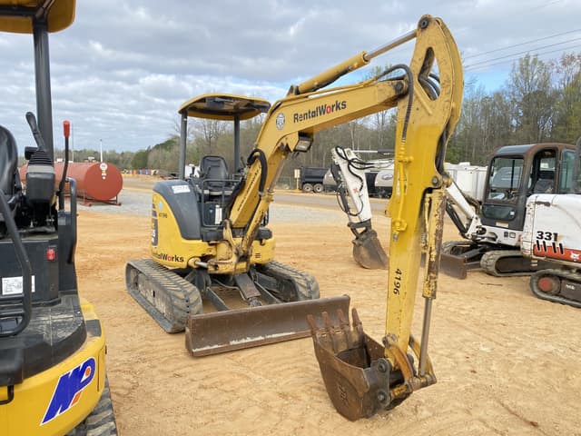 Image of Komatsu PC35MR-3 equipment image 3