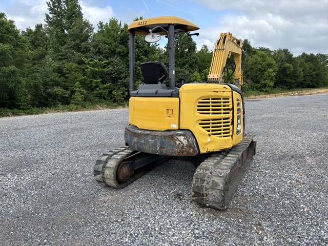 Image of Komatsu PC45 equipment image 4