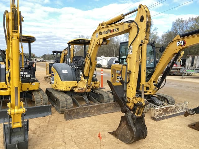 Image of Komatsu PC45MR-3 equipment image 3
