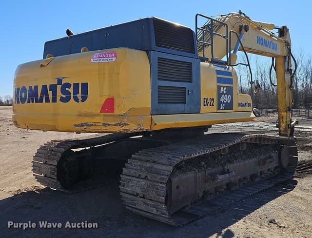 Image of Komatsu PC490LC-10 equipment image 4