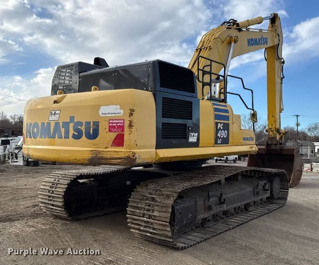 Image of Komatsu PC490LC-11 equipment image 4