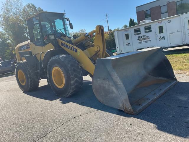 Image of Komatsu WA270 equipment image 2