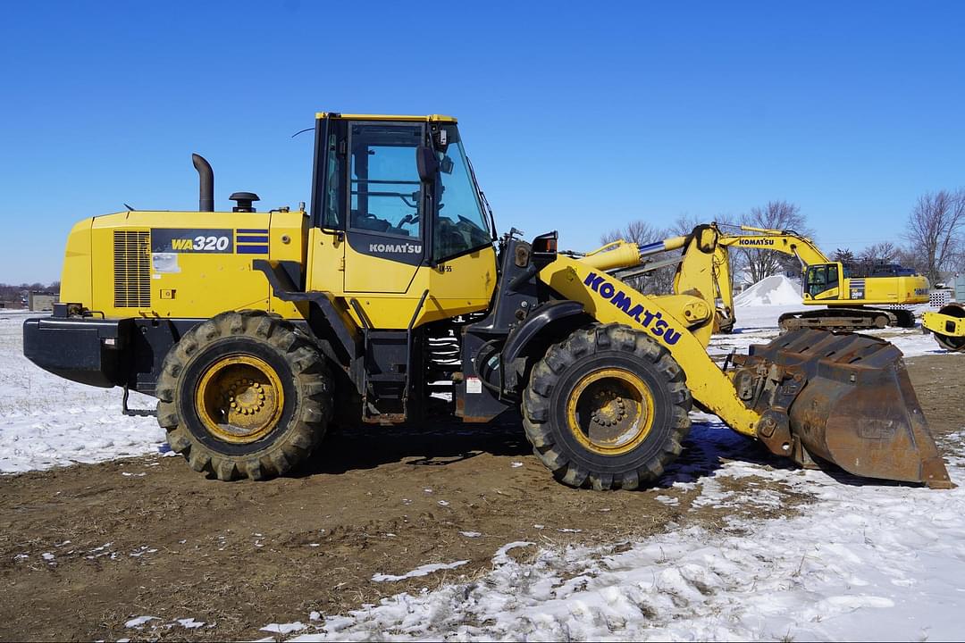 Image of Komatsu WA320-8 Primary image