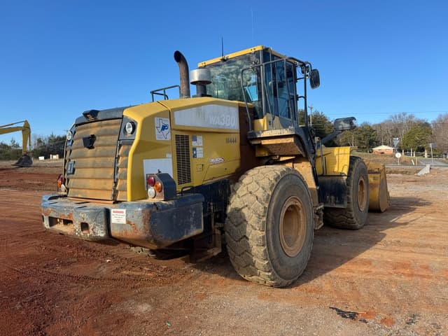 Image of Komatsu WA380-7 equipment image 4