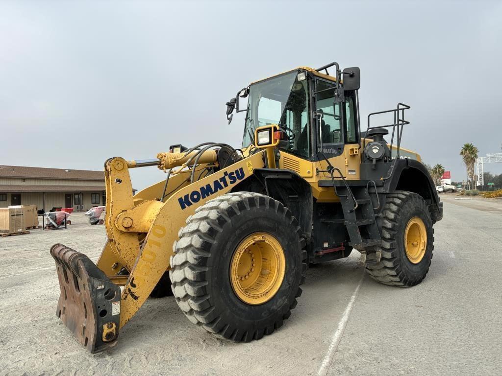 Image of Komatsu WA380-8 Primary image