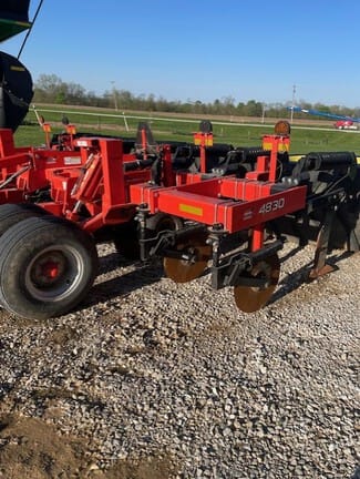 2015 Krause 4830 Equipment Image0