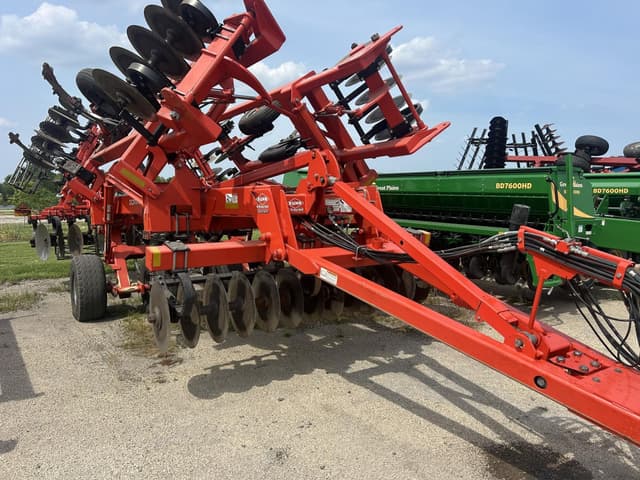 Image of Kuhn Krause Dominator 4855-11 equipment image 1