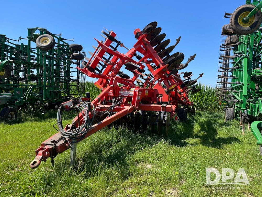 2015 Krause Dominator 4850 Equipment Image0
