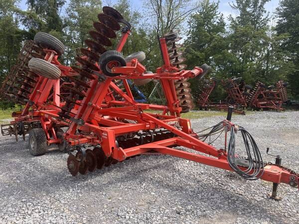 2015 Krause 8000 Equipment Image0