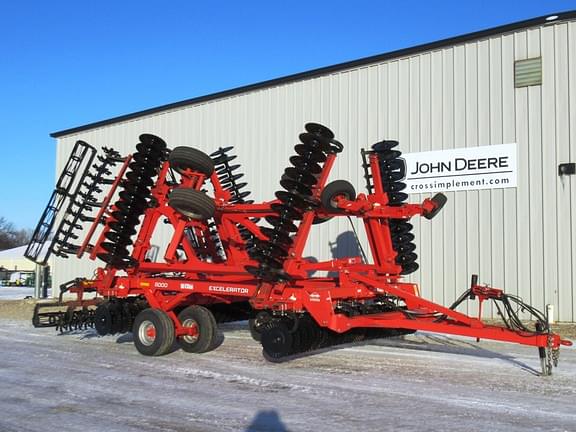 Image of Kuhn Krause Excelerator 8000 equipment image 2