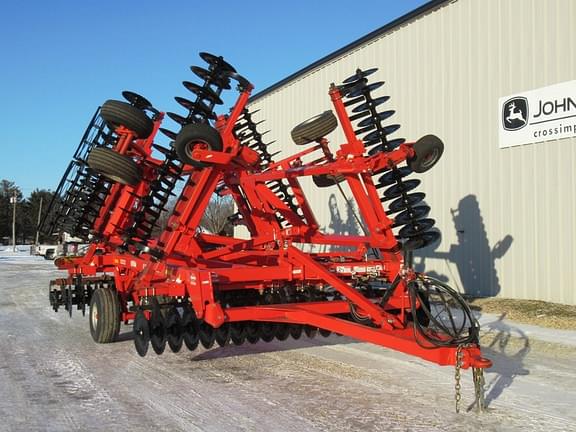 Image of Kuhn Krause Excelerator 8000 equipment image 2