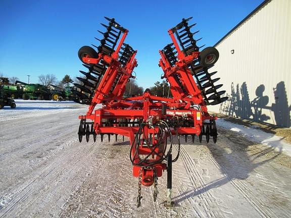 Image of Kuhn Krause Excelerator 8000 equipment image 3