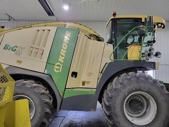 Image of Krone Big X 700 equipment image 1