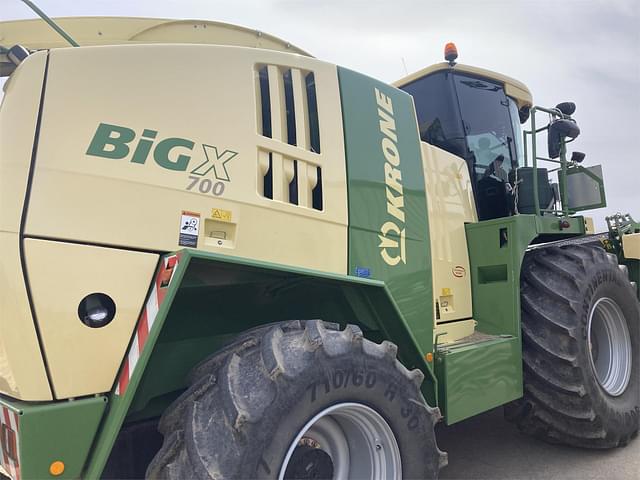 Image of Krone Big X 700 equipment image 4