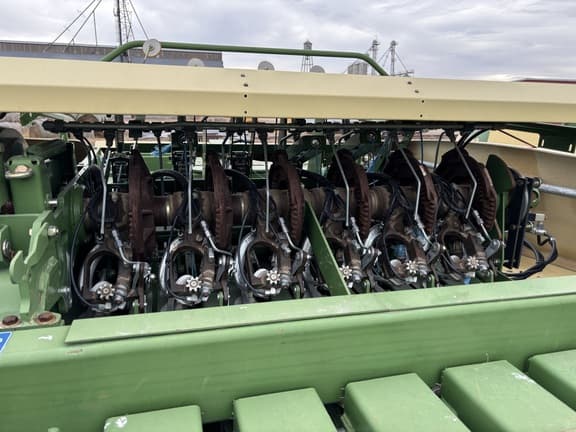 Image of Krone BP1290 equipment image 4