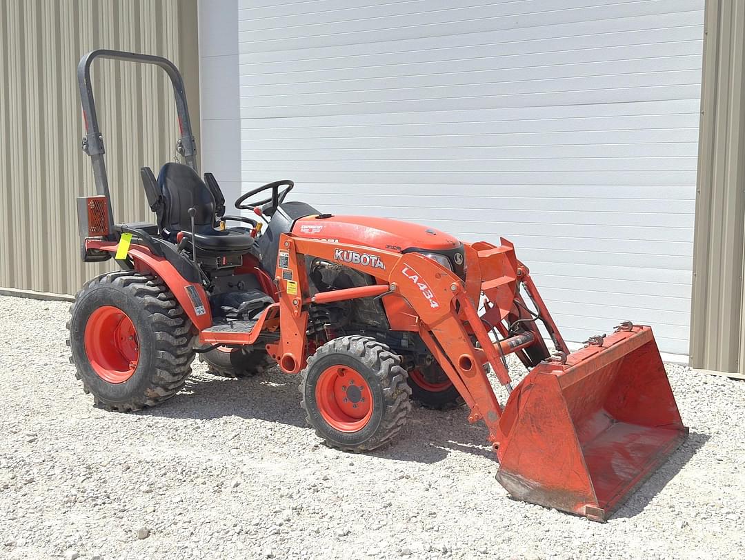 Image of Kubota B2301 Primary image