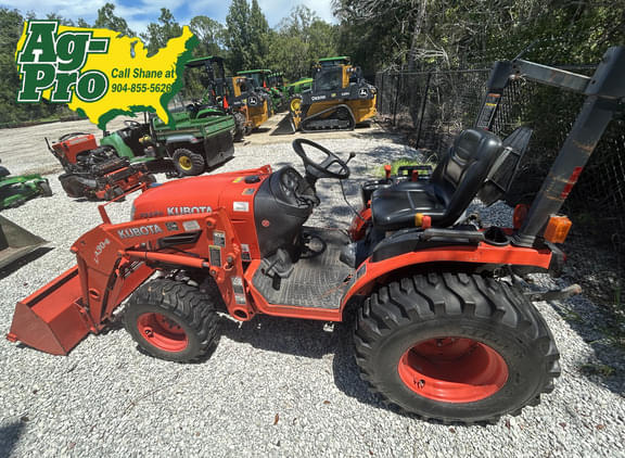 Image of Kubota B2320 equipment image 3