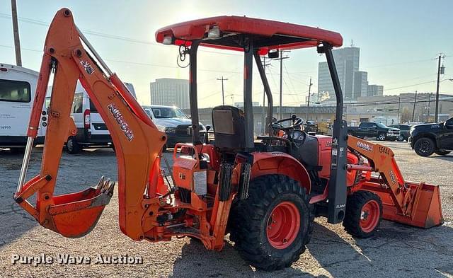 Image of Kubota B26 equipment image 3