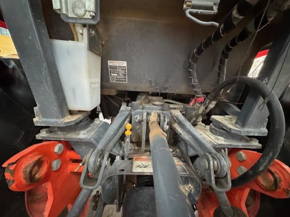 Image of Kubota B3350 equipment image 2