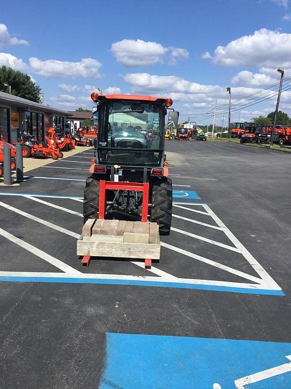 Image of Kubota B3350 equipment image 3