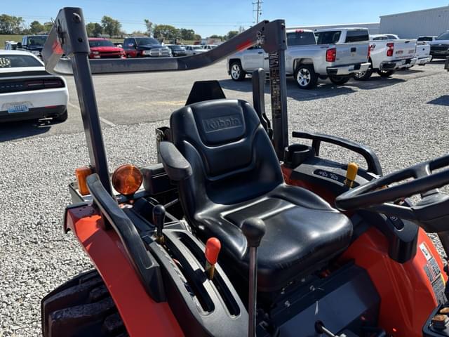 Image of Kubota B3350 equipment image 1