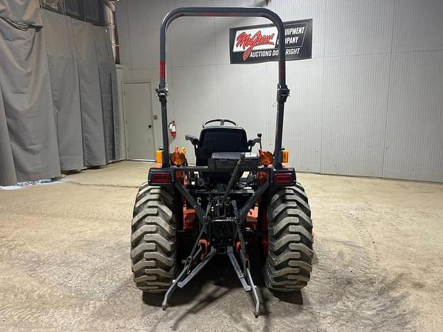 Image of Kubota B3350 equipment image 3