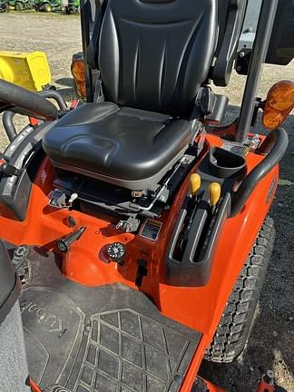 Image of Kubota BX2370 equipment image 4