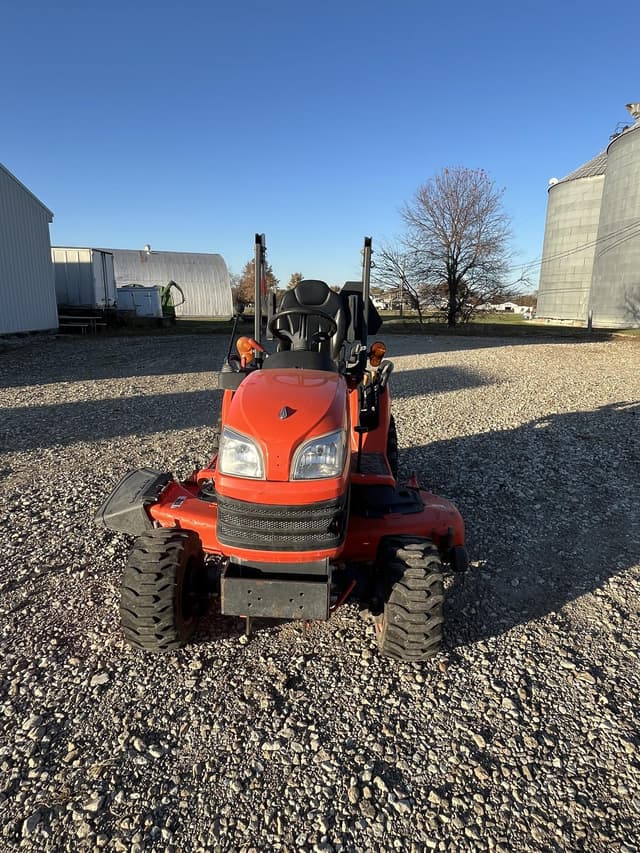 Image of Kubota BX2370 equipment image 2